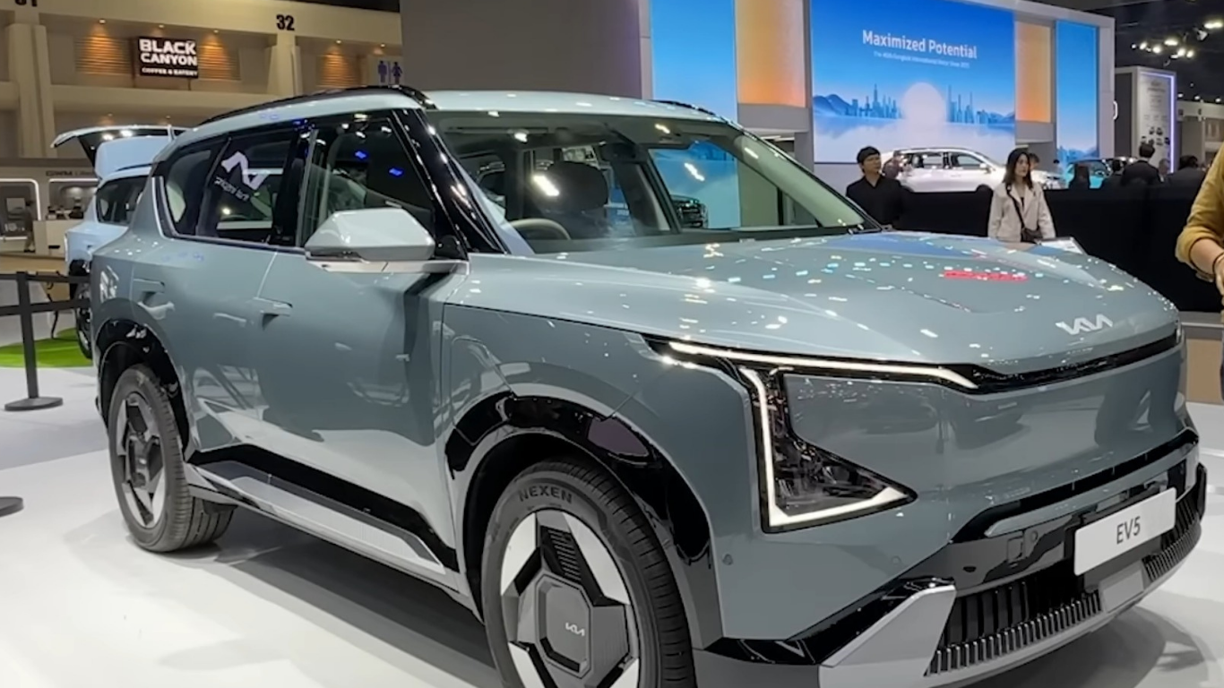 Kia Clavis