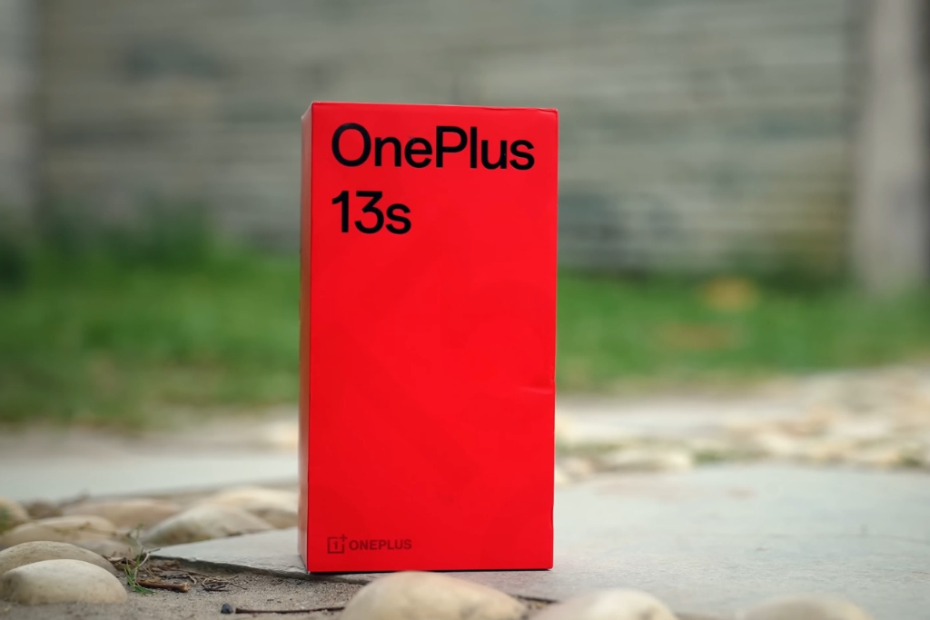 OnePlus 13s